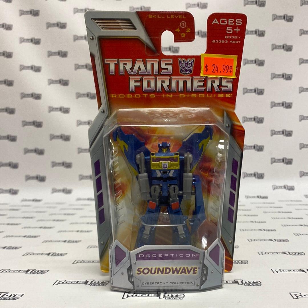 Hasbro Transformers: Robots in Disguise Cybertron Collection Decepticon Soundwave