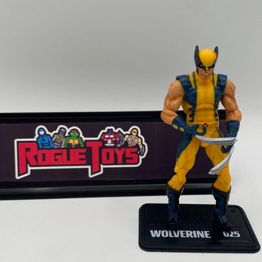 Hasbro 3.75” Marvel Universe Wolverine #025