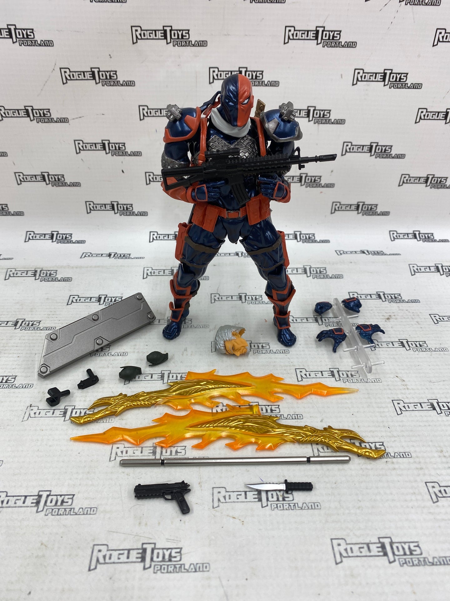 アメコミ AMAZING YAMAGUCHI DEATHSTROKE Ver.1.5 Amazing Yamaguchi Deathstroke Ver. 1.5| Rogue Toys