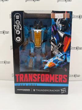 Hasbro Transformers Studio Series Transformers: War for Cybertron Voyager Class Thundercracker