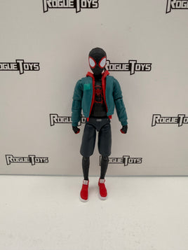 Hasbro Marvel Legends Spider-Man: Into the Spider-Verse Miles Morales