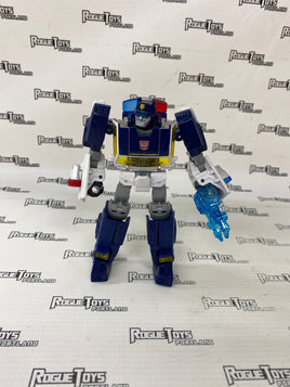 Transformers Legacy United Chase