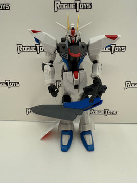 Bandai Spirits Gundam Universe Mobile Suit Gundam SEED Destiny ZGMF-X10A Freedom Gundam