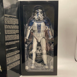 Sideshow Collectibles Star Wars Militaries of Star Wars Stormtrooper Commander - Rogue Toys