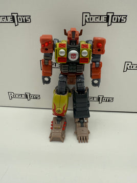 Hasbro Transformers Legacy Evolution Generations Deluxe Class Autobot Crashbar