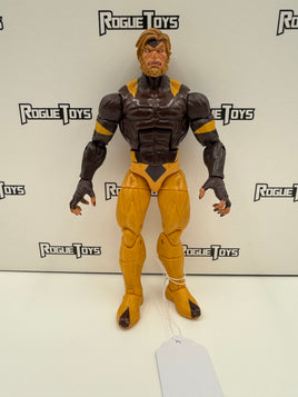 Hasbro Marvel Legends Puck Wave Sabretooth