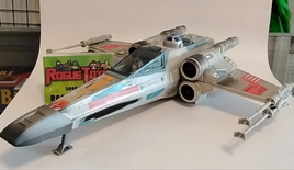 Hasbro Star Wars Legacy collection- X-Wing fighter