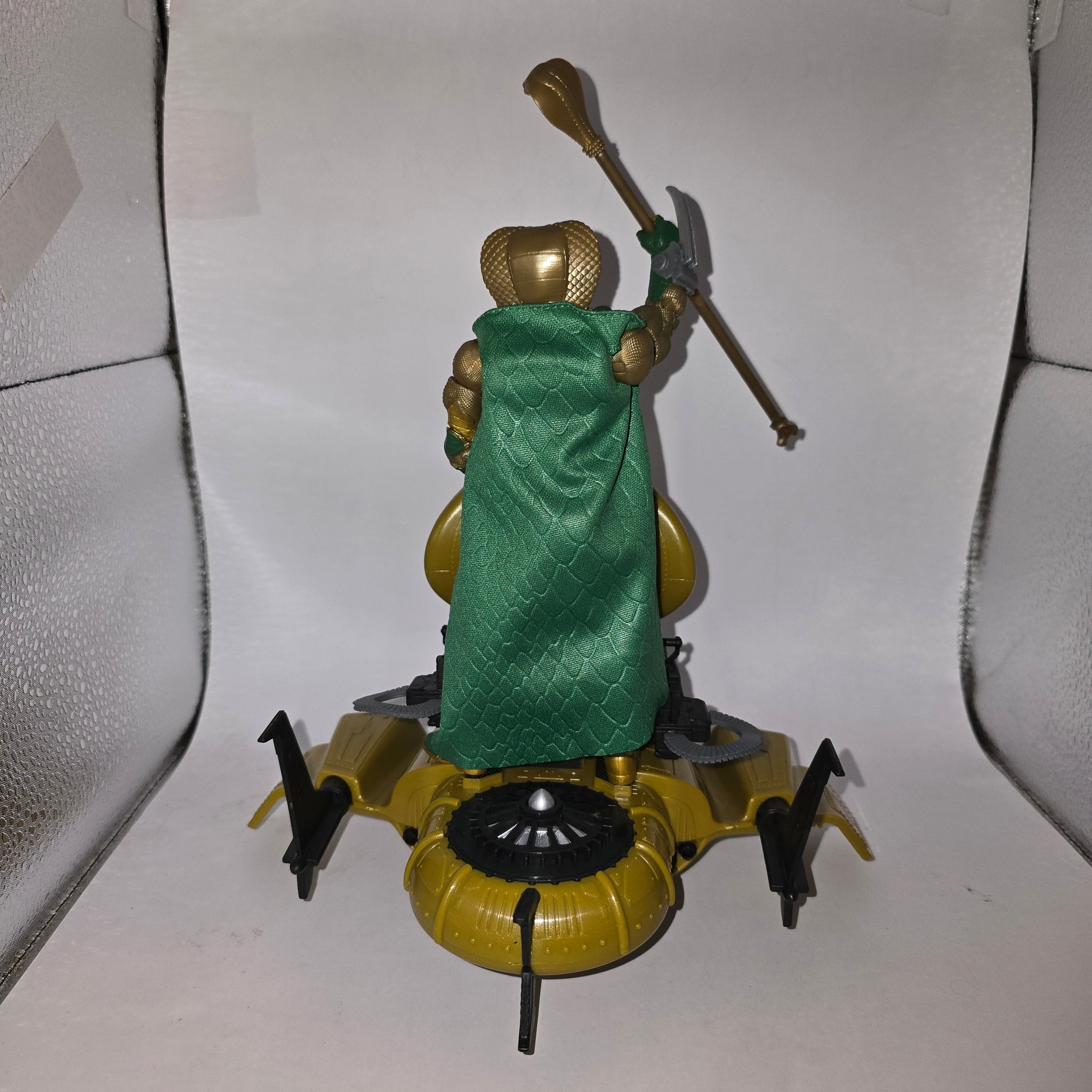 G.I. Joe Classified Series: Serpentor & Air popular Chariot PulseCon Exclusive