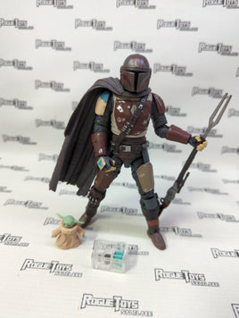 Hasbro Star Wars The Black Series The Mandalorian w/The Child