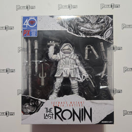 Playmates TEENAGE MUTANT NINJA TURTLES - The Last Ronin (white version)