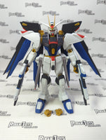 Bandai Gundam Universe Strike Freedom Gundam