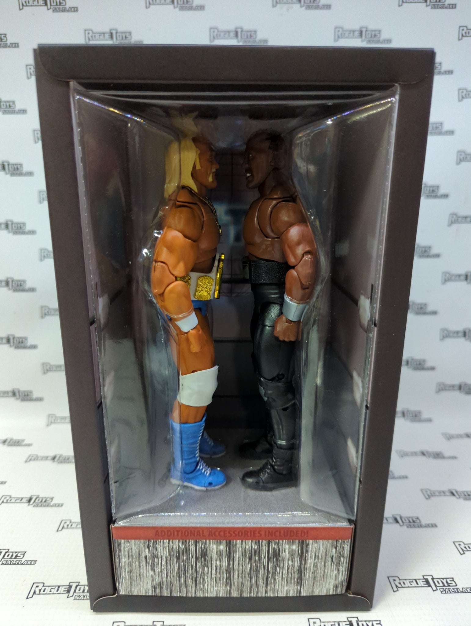 Deals SDCC 2022 No holds barred ultimate hulk hogan and zeus