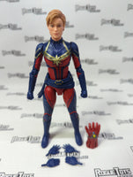 Hasbro Marvel Legends Series Infinity Saga Captain Marvel