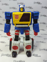 Hasbro Transformers Legacy Evolution Twincast & Rewind