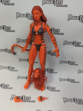 (Hasbro Marvel Legends Series  Toybiz  Retro Card  Tigra