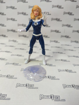 Hasbro Marvel Legends Series Fantastic Four Retro Card Invisible Woman