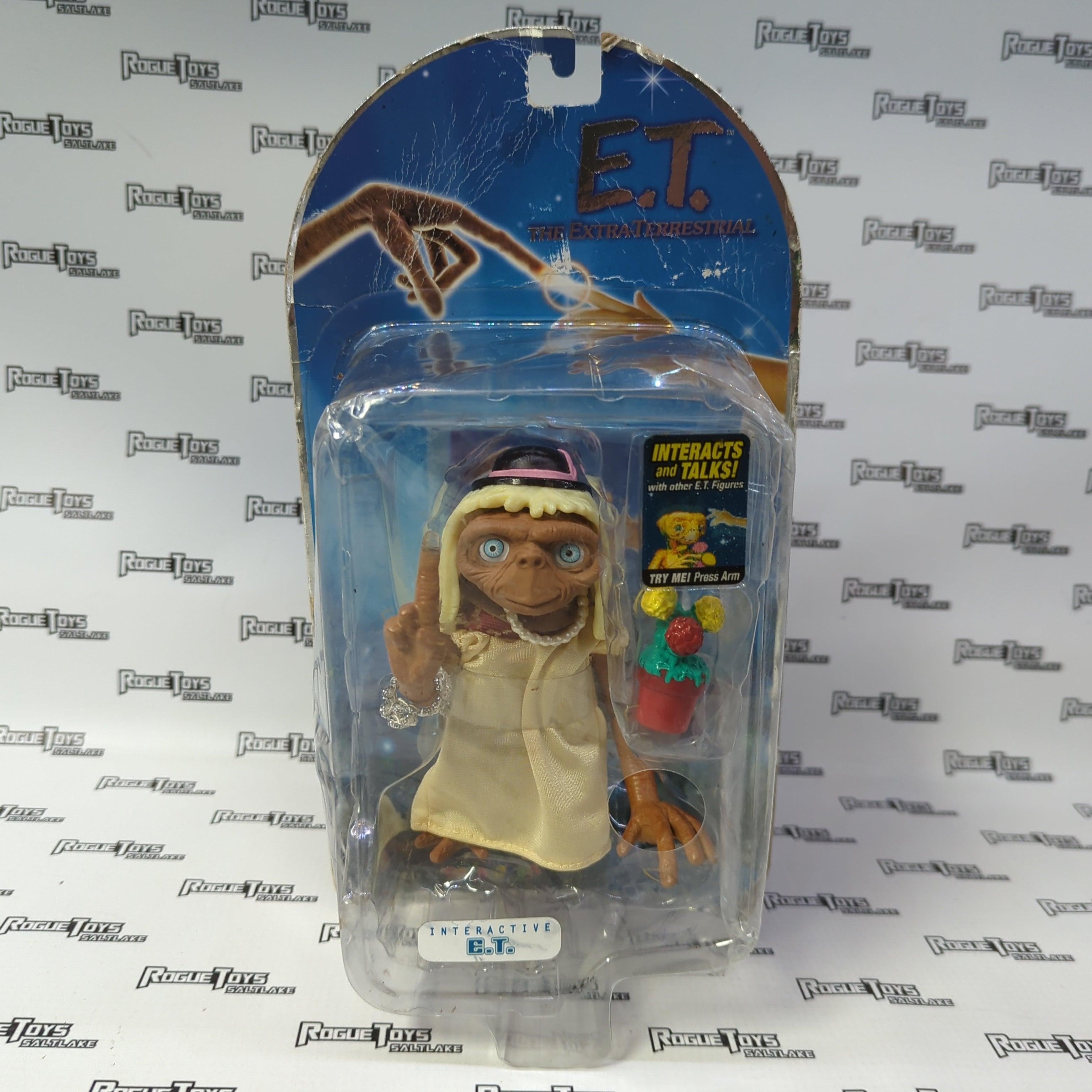 Pacific Playthings Toys R Us Exclusive 20th Anniversary Interactive E.T. - Rogue Toys