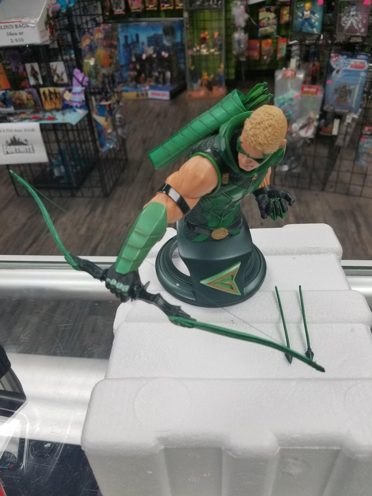 DC Collectibles Green Arrow Bust - Rogue Toys