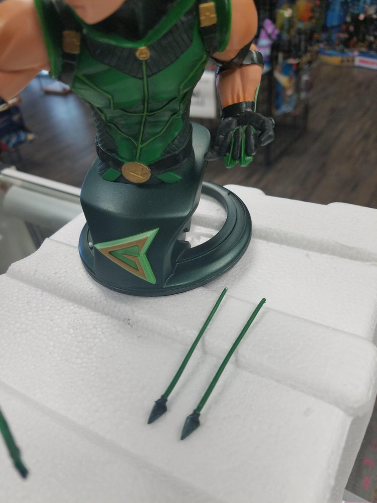 DC Collectibles Green Arrow Bust - Rogue Toys