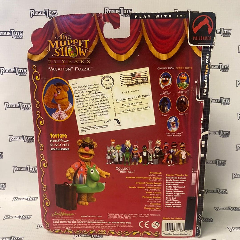 Palisades The Muppet Show Vacation Fozzie Series 2 Media Play Suncoast Exclusive (signed by palisades toy execs. Not authenticated)