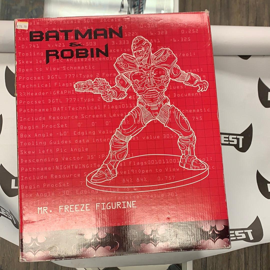 Batman & Robin Warner Brothers Studios Store Exclusive - MR. FREEZE - Rogue Toys
