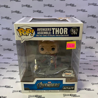 Funko Pop 587 Marvel Avengers Deluxe Thor - Rogue Toys