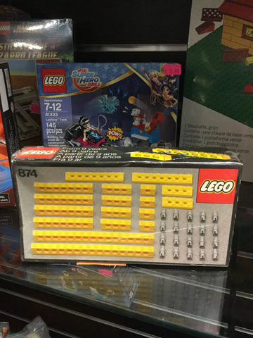 Lego 874 - Rogue Toys