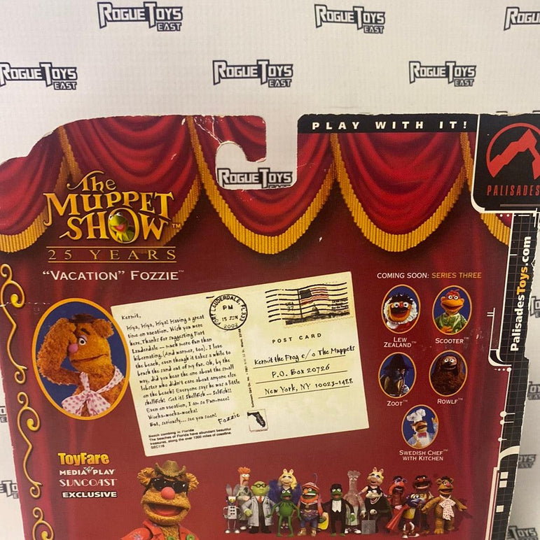 Palisades The Muppet Show Vacation Fozzie Series 2 Media Play Suncoast Exclusive (signed by palisades toy execs. Not authenticated) - Rogue Toys