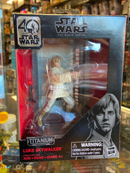 Hasbro Star Wars Black Series Titanium Series Luke Skywalker
