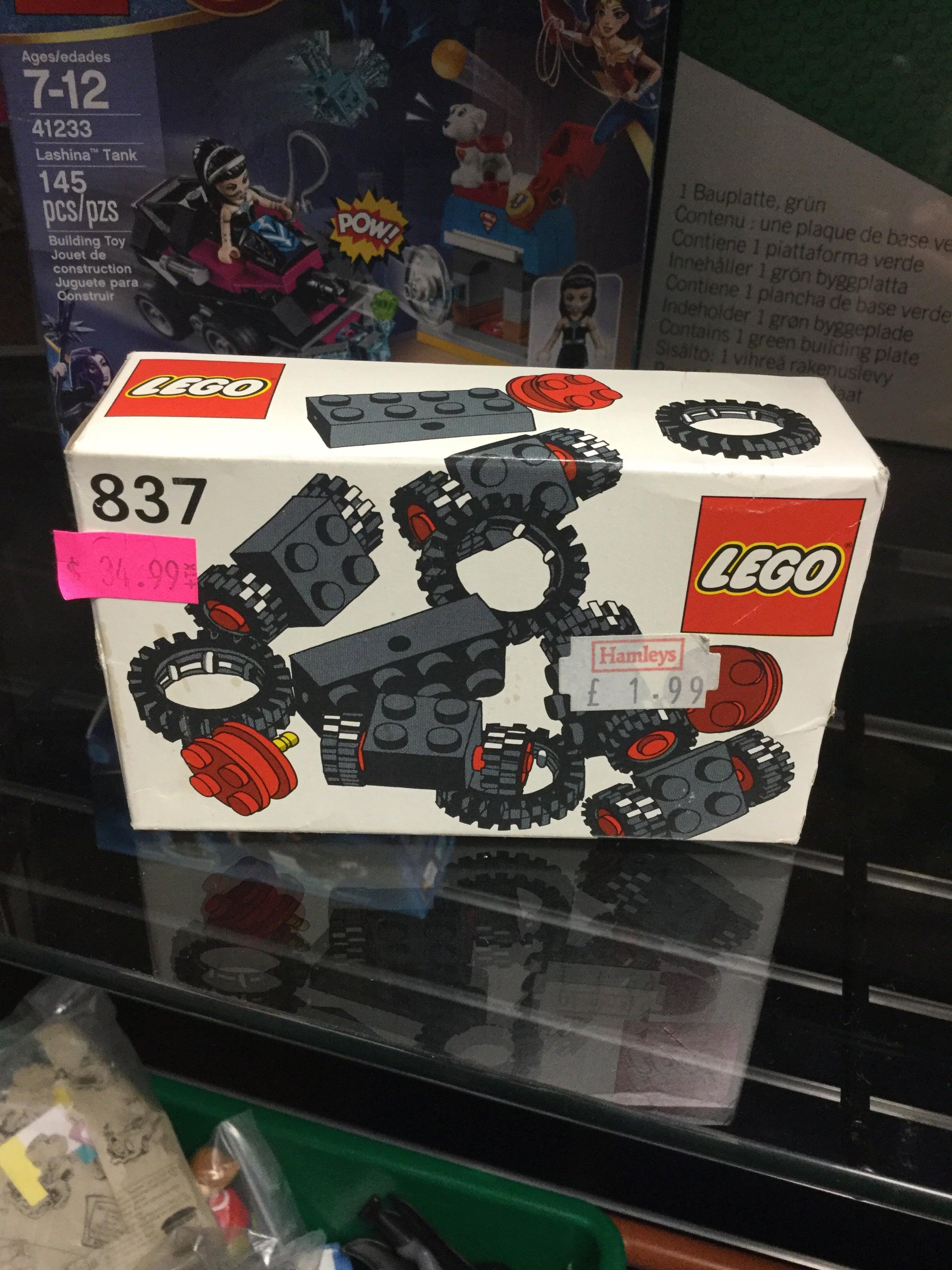 Lego 837 - Rogue Toys
