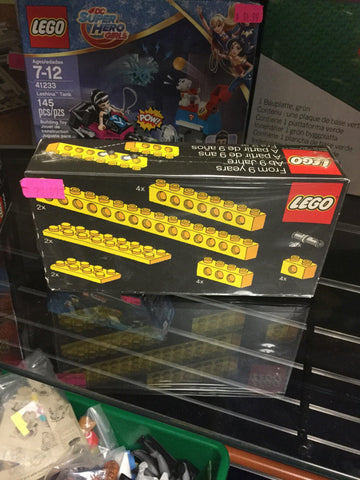 Lego 874 Vintage Yellow Set - Rogue Toys