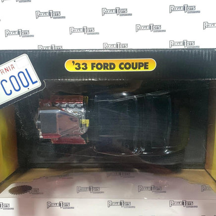 Muscle Machines 1:18 ‘33 Ford Coupe - Rogue Toys